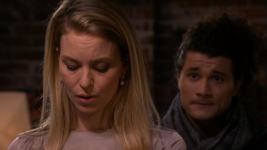 GTSTacteurs Alkan en Melissa zijn verliefd GTSTacteurs Alkan en Melissa zijn verliefd